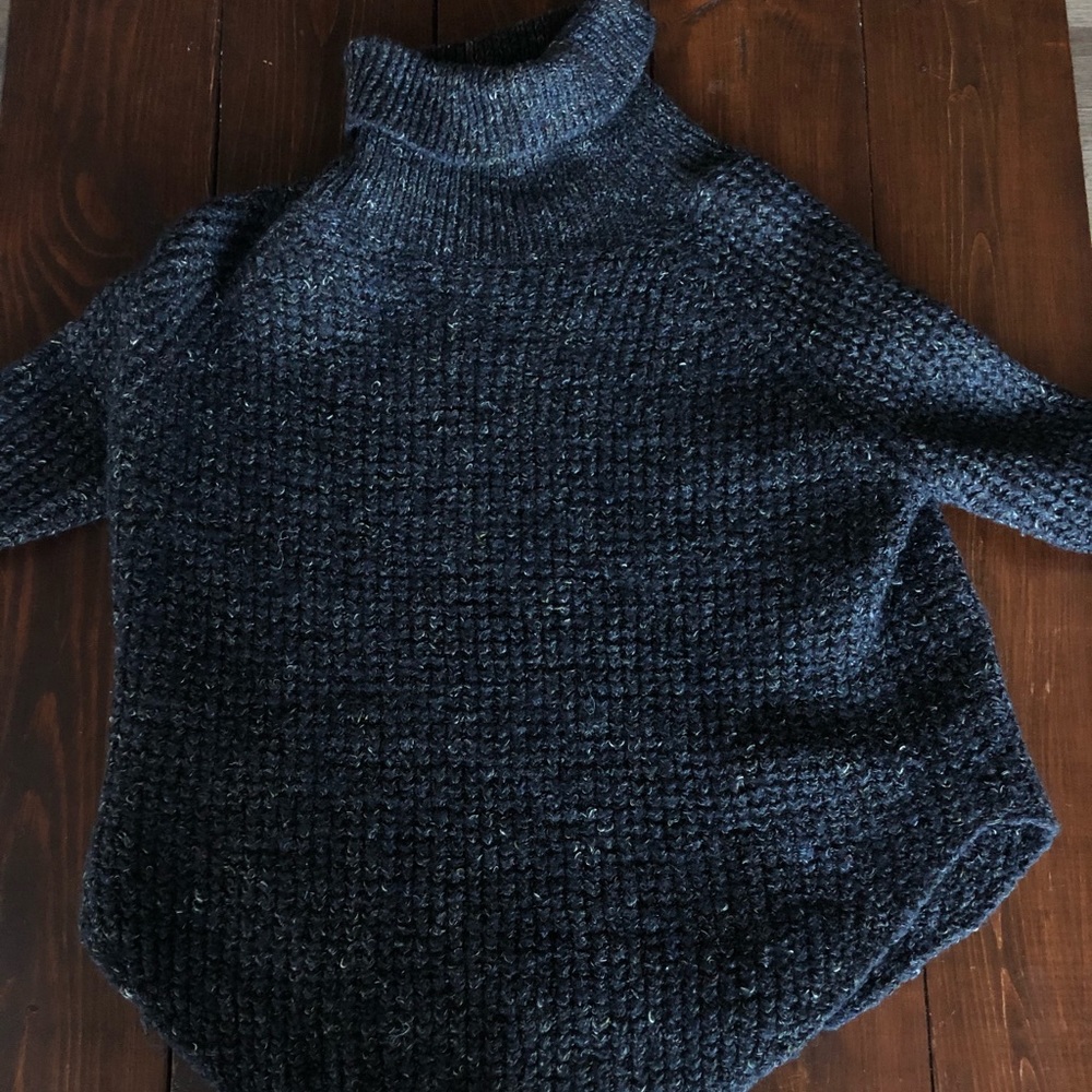 Free People quarter sleeved sweater